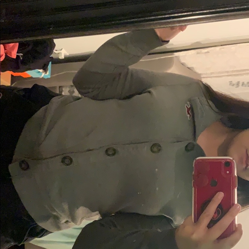 hollister sweater